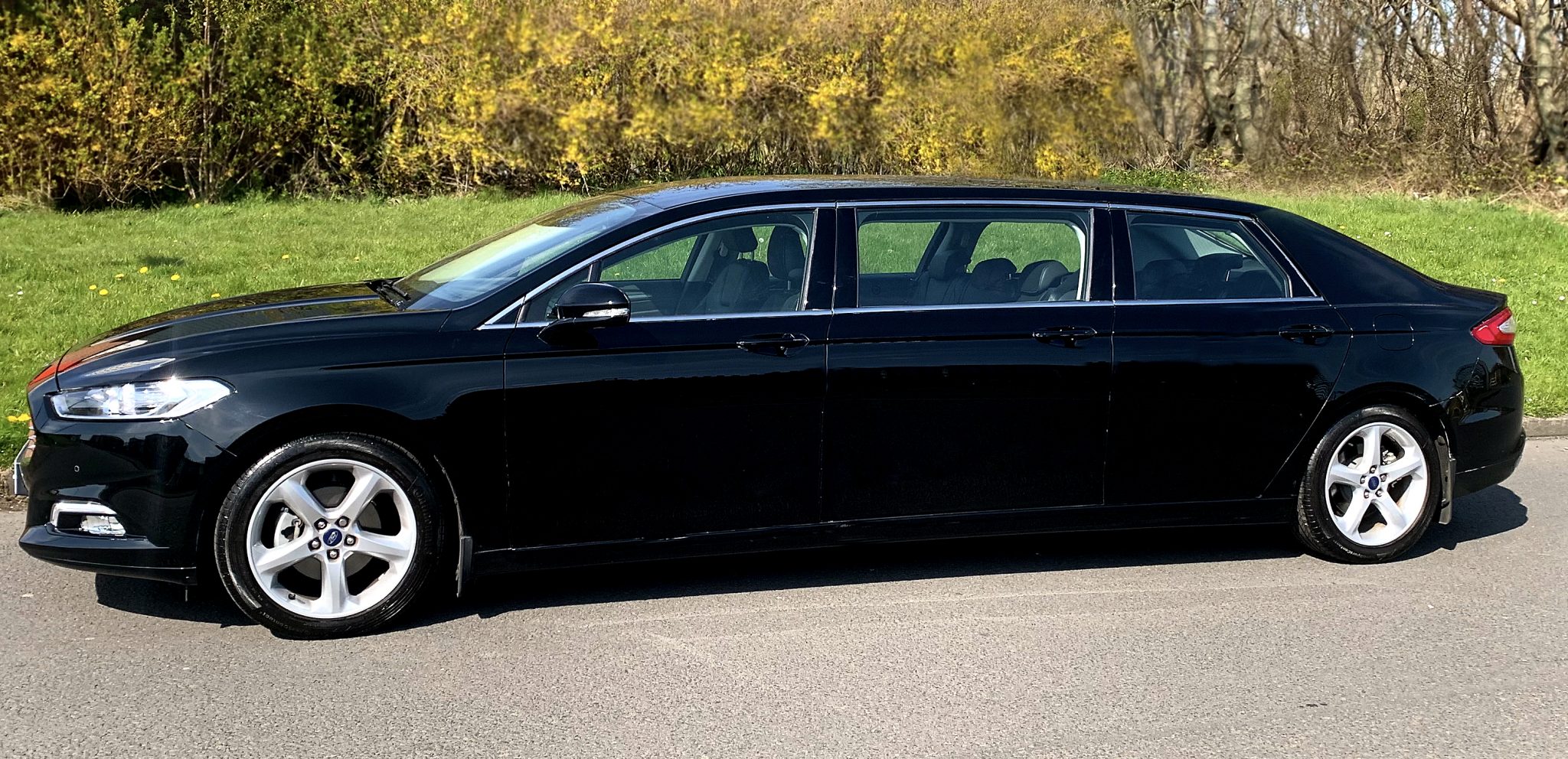 R B Steele's Funeral Cars Irvine and Kilwinning